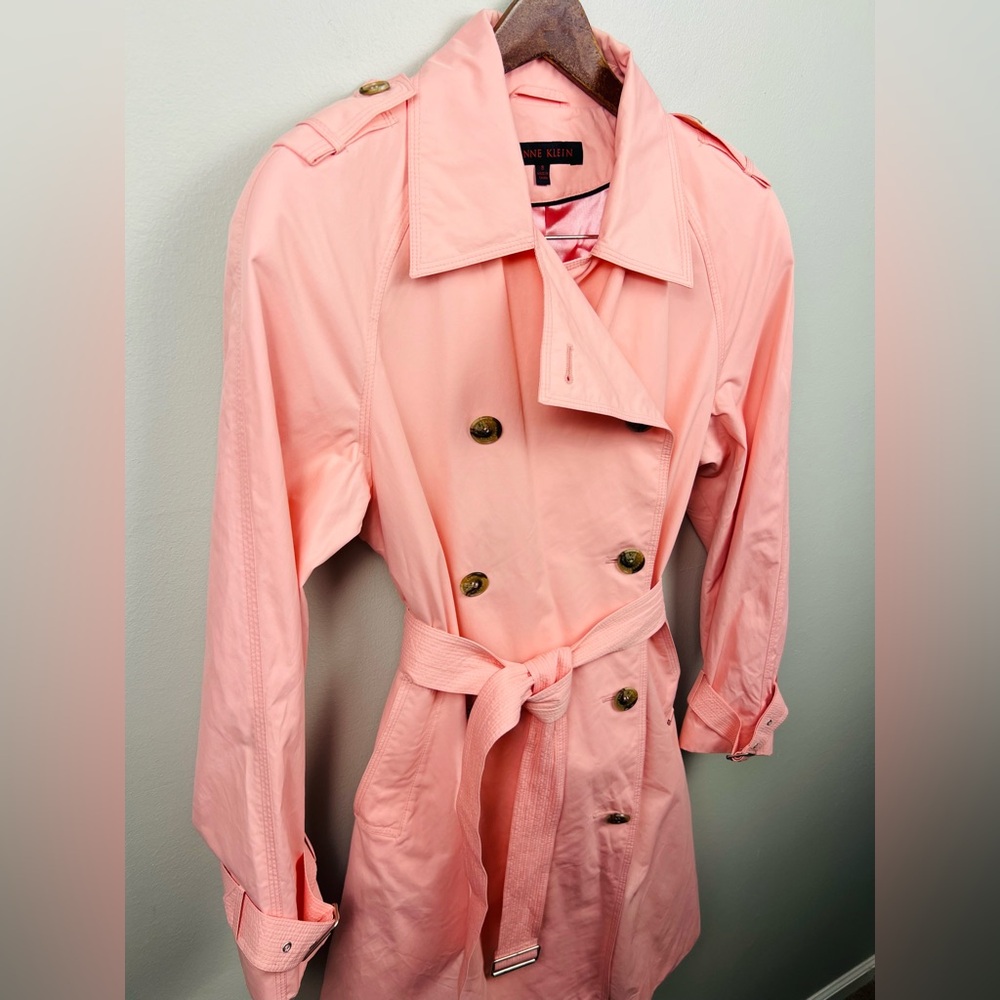 Anne Klein Bubblegum Belted Pink Trench Coat – Size 8 - Picture 9 of 15